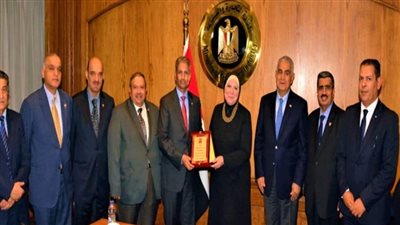 وزيرة التجارة: دور رئيسي لمنظمات الأعمال بمصر والبحرين في تنمية وتطوير العلاقات (صور)