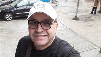 وفاة السيناريست المصري محمد نبوي مؤلف فيلم 