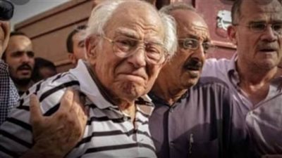 «زوج ابنته وحفيدة».. تفاصيل قضية حجر على الفنان رشوان توفيق