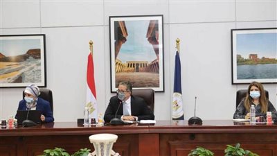 وزير السياحة والآثار يناقش الاستعدادات لاحتفالية سانت كاترين
