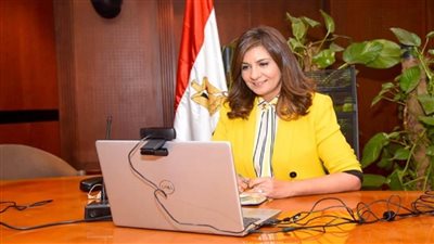 وزيرة الهجرة تعقد جلسة حوارية مع أولياء أمور طلاب الثانوية CEGEP بكندا (صور)