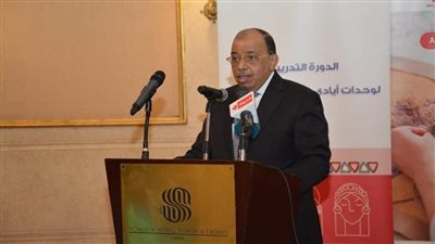 شعراوي: نسعى لتوفير فرص عمل جديدة لكافة أفراد الأسرة بمختلف المحافظات (صور)