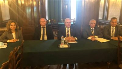 القصير يبحث مع رئيس مركز البحوث الزراعية المجري أوجه التعاون بين البلدين 