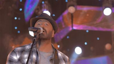  بالصور.. تامر حسنى يشعل 