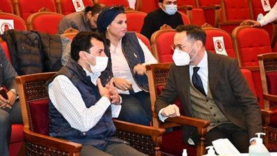 وزير الرياضة يشهد بروفة احتفالية 