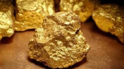 ضبط 4 أطنان أحجار ممزوجة بخام الذهب بحوزة 7 أشخاص بمرسى علم