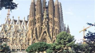 لهذا السبب..تأخير بناء كاتدرائية برشلونة بعد 140 عامًا على إطلاقها 
