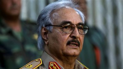 محكمة ليبية تبطل حكم استبعاد خليفة حفتر من سباق الانتخابات وتعيده للمنافسة