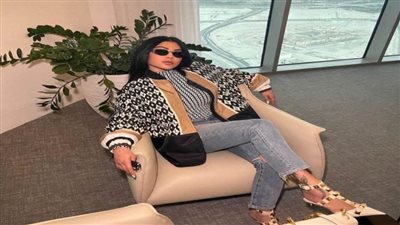 هيفاء وهبي تخطف الأنظار بـ إطلالة جذابة في دبي