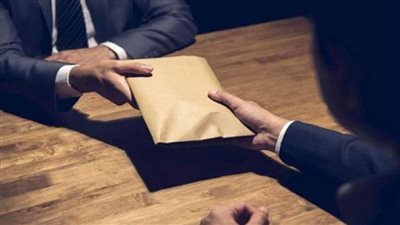 بعد قليل.. محاكمة رئيس حي مصر القديمة وآخرين بتهمة تقاضي رشوة