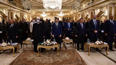 وزيرا الشباب والأوقاف ورئيس الأعلى للإعلام يشهدون إنطلاق الملتقى الشبابي الأول لمواجهة الشائعات (صور)