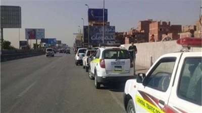 المرور ينشر سيارات الإغاثة بالطرق الرابطة بين المحافظات تحسبا لهطول الأمطار