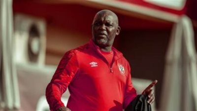 قبل مواجهة الرجاء..موسيماني يحاضر لاعبي الأهلي في الفندق 