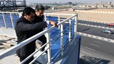 وزير الرياضة يتفقد الأعمال الإنشائية بفرع نادي النادي بشيراتون قبل افتتاحه (صور)