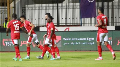 ميكسوني وعبد القادر يقودان تشكيل الأهلي لمواجهة فيوتشر في الدوري