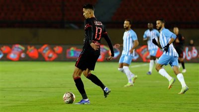الشوط الأول.. الأهلي يتقدم على فيوتشر بقدم محمد شريف 