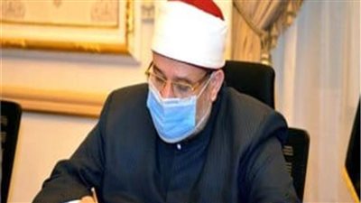 وزير الأوقاف يخصم شهر بدل صعود المنبر لإمام مسجد.. اعرف التفاصيل