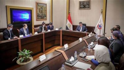 عبدالغفار يتابع مع مدير عام «سينوفاك» خطة تطوير لقاح لمواجهة متحور أوميكرون