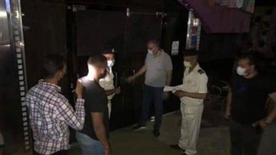 النيابة تغلق كافيه وتتهم مطربة شعبية بالعمل بدون ترخيص في مدينة نصر