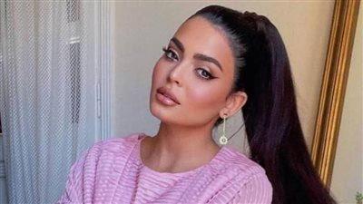 أسماء جلال تخطف أنظار متابعيها بإطلالة شتوية | شاهد