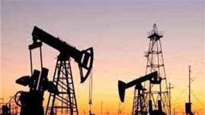 ارتفاع أسعار النفط العالمية 2.1% مع تراجع مخزونات الخام الأمريكي 