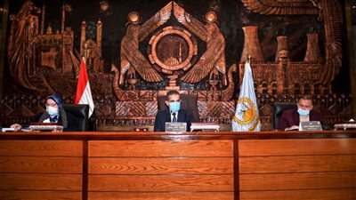 محافظ الغربية يناقش موقف ٧٥١ مشروع في 