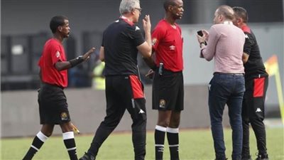  بيانا رسميا من الكاف بشأن أحداث مباراة تونس ومالي .. تعرف على التفاصيل  