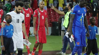 الشوط الأول.. التعادل السلبي يسيطر على مباراة مصر وغينيا بيساو