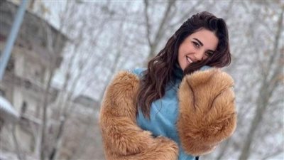 تحت الثلوج.. درة تتألق في أحدث ظهور لها | صور