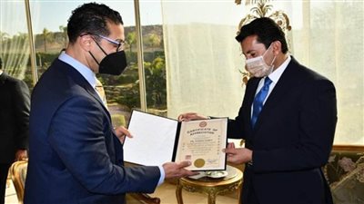 وزير الرياضة يلتقي رئيس الاتحاد الدولي للجيت كون دو (صور)