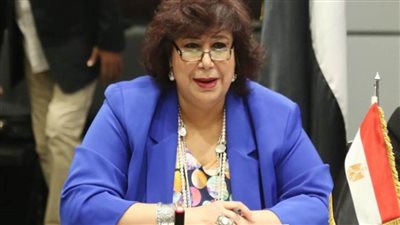  عاجل | وزيرة الثقافة تعلن تفاصيل معرض القاهرة للكتاب: استحداث جائزة لأفضل ناشر عربي وزيادة قيمة الجوائز