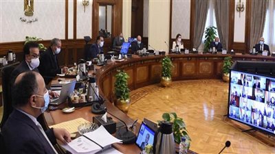 رئيس الوزراء يشيد بنجاح النسخة الرابعة من منتدى شباب العالم (صور)