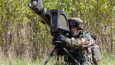 بريطانيا تزود أوكرانيا بصواريخ مضادة للدبابات 