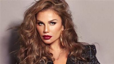 نيكول سابا: أظهر ضيفة شرف بـ نقل عام.. ودوري مفاجأة