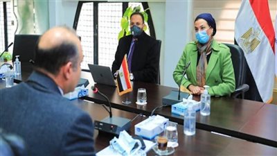 وزيرة البيئة: نثمن دور البورصة المصرية وسعيها لوضع حلول مبتكرة  لمواجهة التغيرات المناخ (صور)
