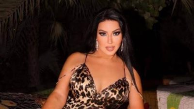 بفستان تايجر مثير.. سمية الخشاب توجه رسالة للطلاب