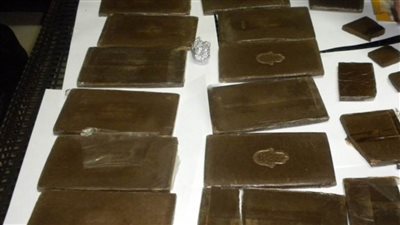 ضبط سائق أتوبيس بحوزته 6 طرب حشيش في الوادي الجديد