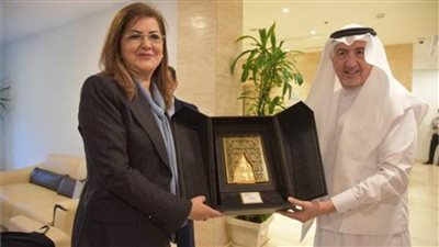 التخطيط: الإعداد لتوقيع برنامج التعاون مع المؤسسة الدولية الإسلامية 