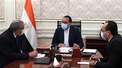 رئيس الوزراء يشدد على توافر السلع الاستراتيجية واستعدادات استقبال شهر رمضان