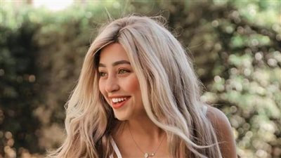 تغريم فتاة التيك توك ريناد عماد 100 ألف جنيه وإلغاء حبسها 3 سنوات