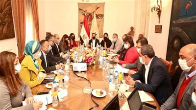 وزيرا الثقافة والسياحة يتفقان علي تنظيم عدد من الفاعليات بمحافظات مصر خلال الفترة القادمة (صور)