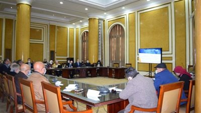 «الإسكان»: بدء إعداد الاستراتيجية القومية لقطاع مياه الشرب والصرف الصحي (صور)