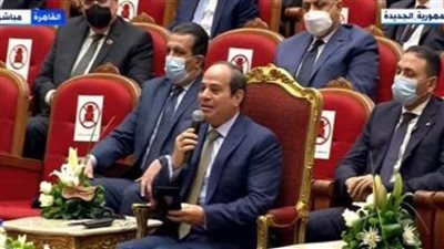 الرئيس السيسي يجري جولة تفقدية داخل معرض إيجبس 2022