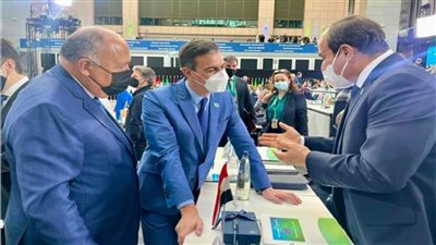 السيسي يلتقي رئيس وزراء إسبانيا على هامش القمة الأوروبية الإفريقية