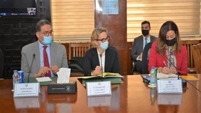 وزير التنمية المحلية يتابع مع وفد البنك الدولي الموقف التنفيذي لبرنامج التنمية المحلية بصعيد مصر (صور)