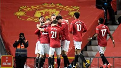 مانشستر يونايتد يفوز على ليدز برباعية في الدوري الإنجليزي 