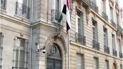 السفارة المصرية بأوكرانيا تناشد الجالية بعدم الخروج من المنازل 