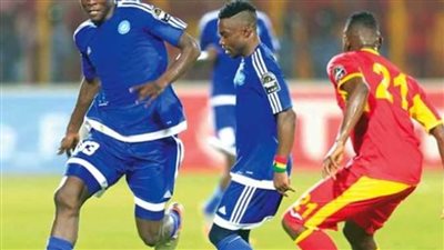 المريخ يفوز على الهلال بهدفين ويصعب مجموعة الأهلي في دوري الأبطال 