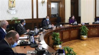 رئيس الوزراء يوجه بسرعة اجتماع لجنة دراسة حوافز مشروعات الهيدروجين الأخضر