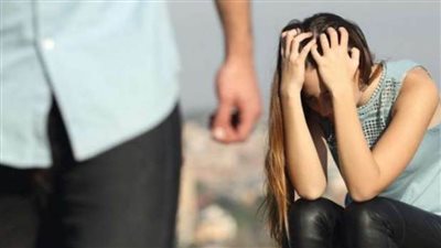 سيدة تشكو عنف زوجها لمحكمة الأسرة: «حبسني 5 أيام وطفى السجاير في جسمي» 